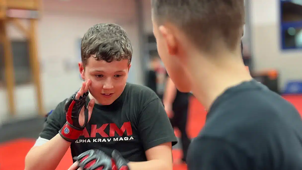 Alpha Krav Maga! Effektive Selbstverteidigung für Kinder, Jugendliche und Erwachsene bei den Krav Maga Experten Kaiserslautern, Karlsruhe und Leimen (Heidelberg). Alpha Krav Maga! Effektive Selbstverteidigung für Kinder, Jugendliche und Erwachsene bei den Krav Maga Experten Kaiserslautern, Karlsruhe und Leimen (Heidelberg).
