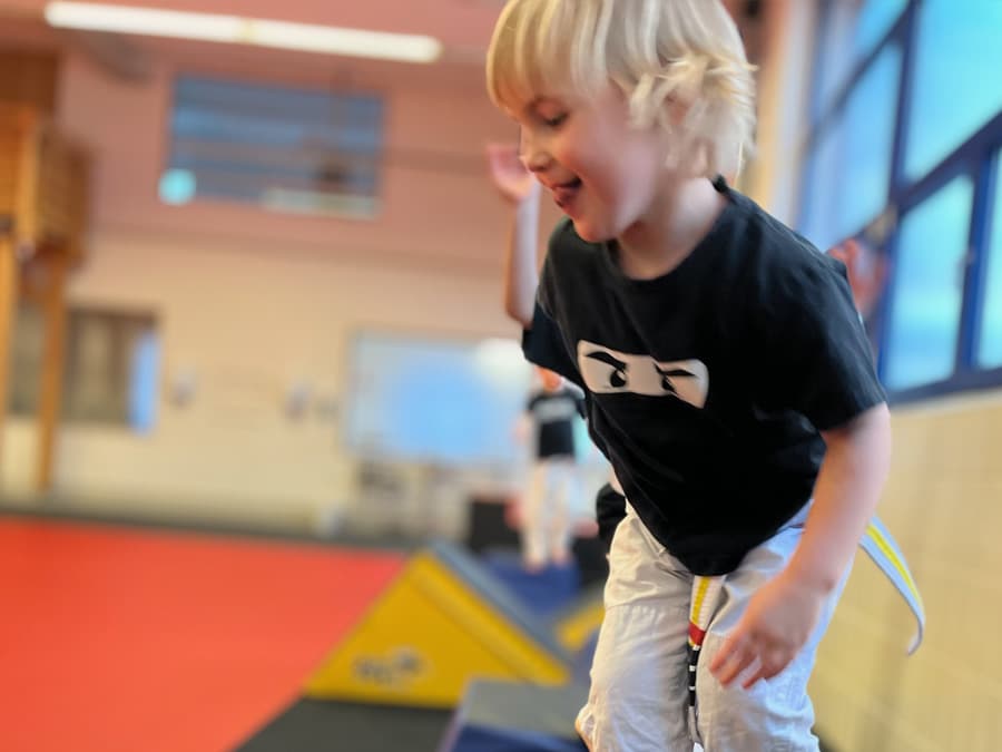 ALPHA Krav Maga! Effektive Selbstverteidigung für Kinder bei den Krav Maga Experten Kaiserslautern.